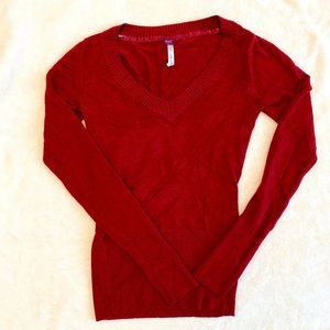 Cranberry Red V-Neck Sweater Smart Set